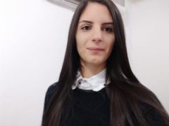 ורד מלכי - טיפול פסיכולוגי לילדים ולמבוגרים ברחובות ואונליין